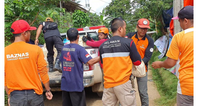 BAZNAS JABAR Lanjutkan Aksi Penyaluran Bantuan dan Pembangunan MCK di Wilayah Terdampak Bencana