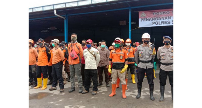 BAZNAS Jabar Lakukan Aksi Respon Banjir Bandang di Kabupaten Sukabumi