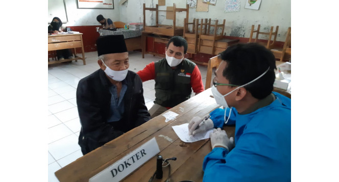 Sukseskan Program Nyaah Ka Kolot, Di Hari Lansia Nasional BAZNAS Jawa Barat Berikan Layanan Kesehatan Gratis Untuk Lansia