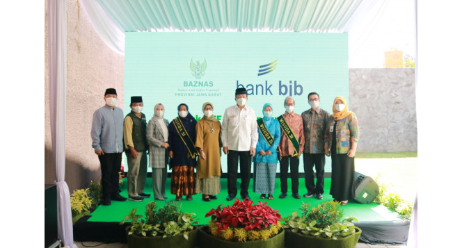 Peduli Lansia, Gubernur Jawa Barat bersama BAZNAS Jabar launching Program Pembangunan Klinik Unggulan Geriatri Inggit Garnasih