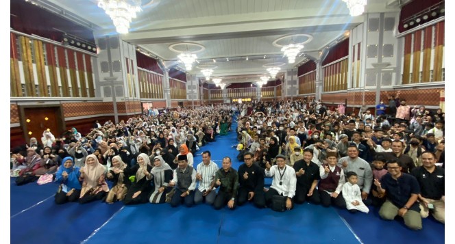 Ribuan Anak dan Remaja Ikuti Pesantren Kilat BAZNAS Jabar  Bersama Amaizing Quran dan Enlighment  ESQ