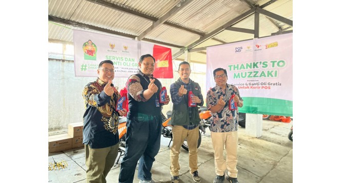 BAZNAS Jabar dan PT POS Berikan Service dan Ganti Oli Gratis untuk 100 Kurir